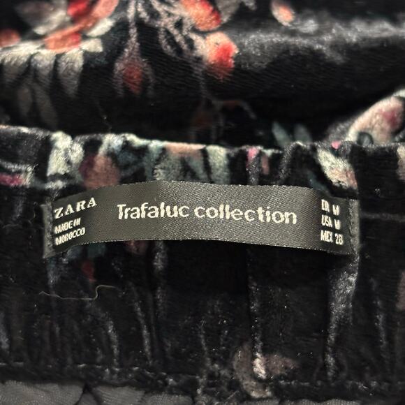 Zara Size M Black Floral Velvet Pull-On Pants Trafaluc Collection Boho - Picture 2 of 3